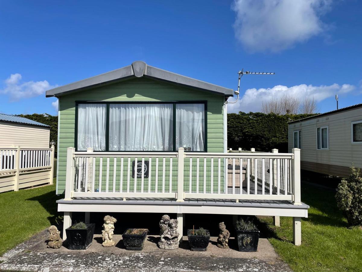 6 Berth Pet Friendly Caravan On Sandy Glade Berrow Eksteriør billede