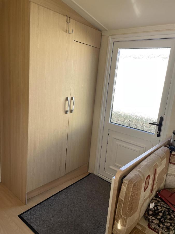 6 Berth Pet Friendly Caravan On Sandy Glade Berrow Eksteriør billede